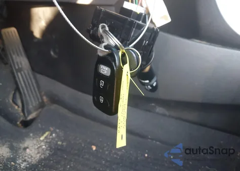 2013 Hyundai Elantra Gls z USA, uszkodzony, nr VIN 5NPDH4AE9DH370089